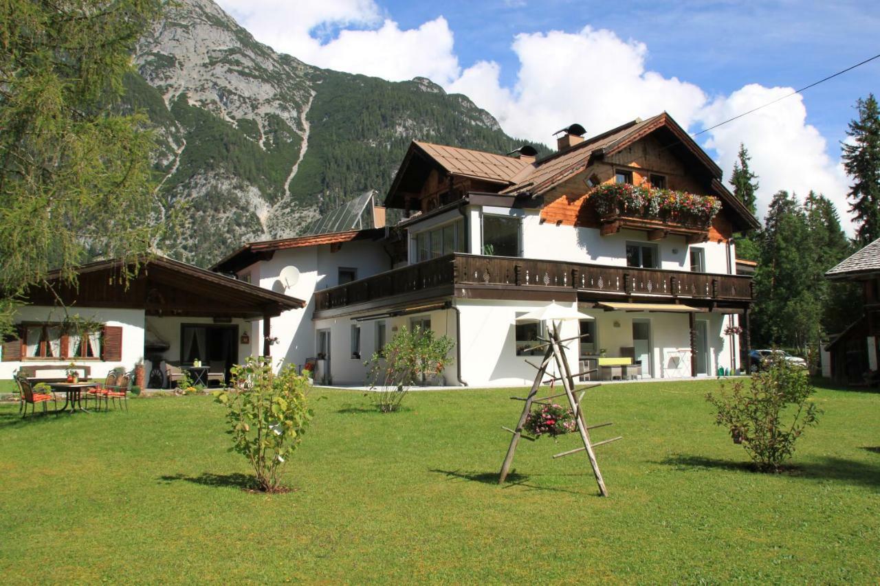 Ferienhaus Tannenblick Leutasch Bagian luar foto