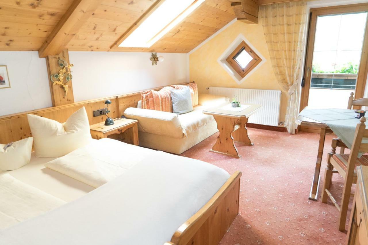 Ferienhaus Tannenblick Leutasch Bagian luar foto