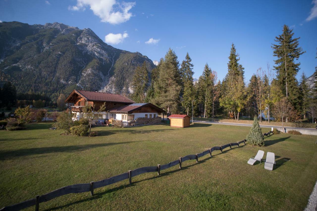 Ferienhaus Tannenblick Leutasch Bagian luar foto